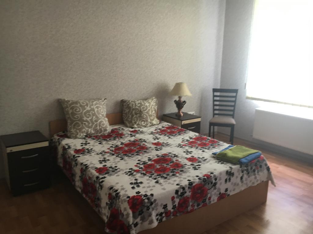 Apartment On Mira Avenue 이즈마일 외부 사진